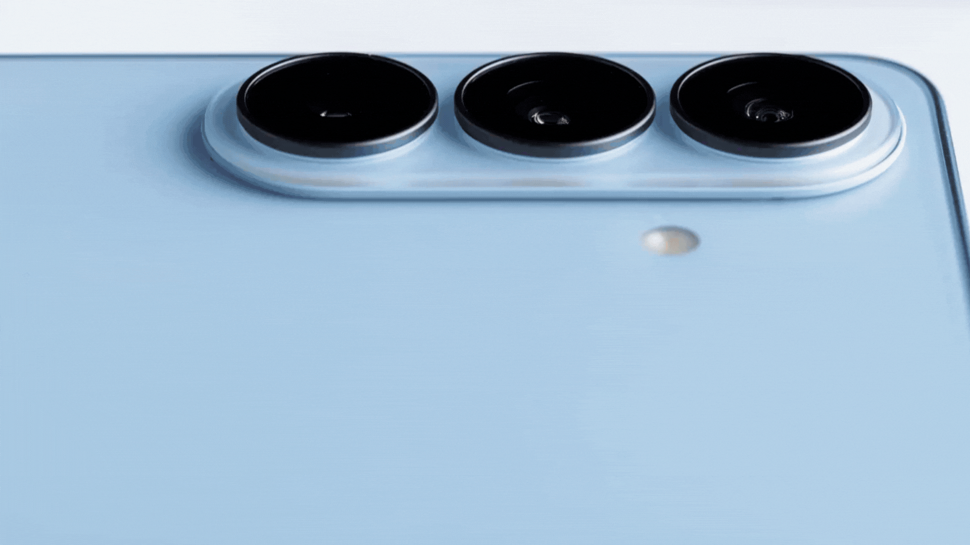 Omnia Agent Animation Samsung Pricing Insights GIF-1 Omnia Agent Animation Samsung Pricing Insights GIF-1