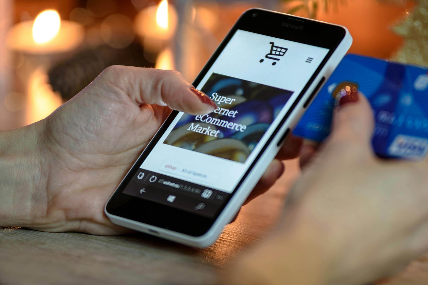 Omnichannel Dynamic Pricing: Competition, Comparison and Consumer Behaviour